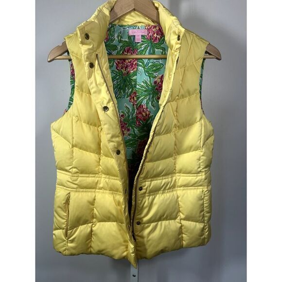 LILLY PULITZER Women's Lauren Quilted Puffer Vest Starfruit Yellow Size Medium - Picture 9 of 11